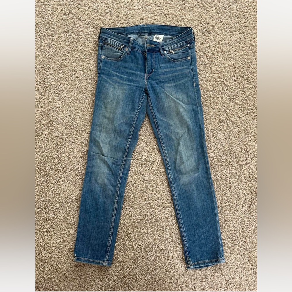 H&M jeans size 27